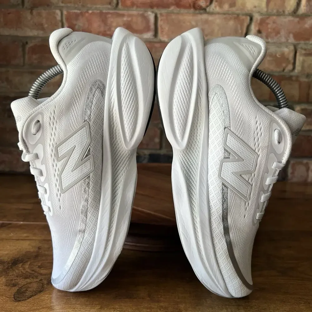 New Balance Ellipse V1 Womens 7.5 White Gray Cushioned Running Shoes Sneakers